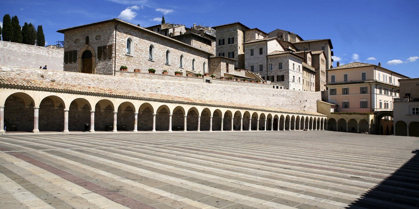 Školní zájezd Znojmo - Vatikán - Assisi - Loreto - Pro školy a kolektivy