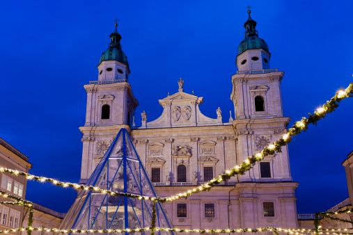 Školní zájezd Adventní trhy v Salzburgu a termální lázně pod horskými velikány - Pro školy a kolektivy