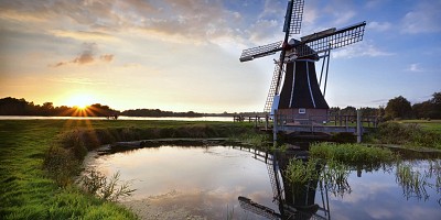 Zájezd Holandsko - květin, větrných mlýnů, sýrů a stavitelů lodí