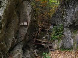Soutěska Steinwandklamm se zastávkou u vodopádů Myrafälle 4