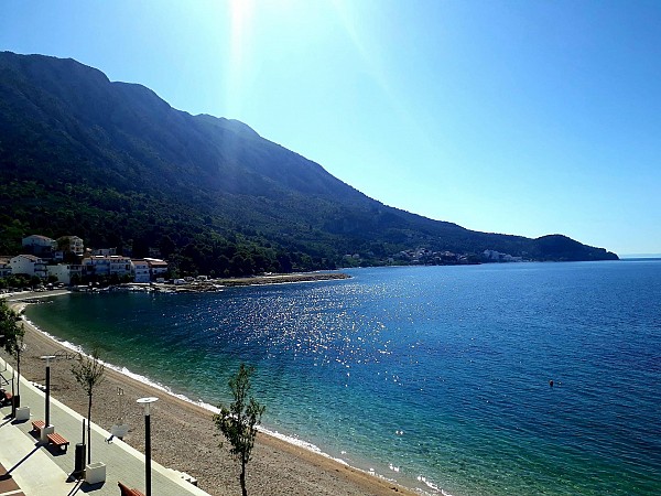 Igrane 6 dní vlastní doprava - vyhněte se frontám s nástupy v neděli nebo v úterý 16