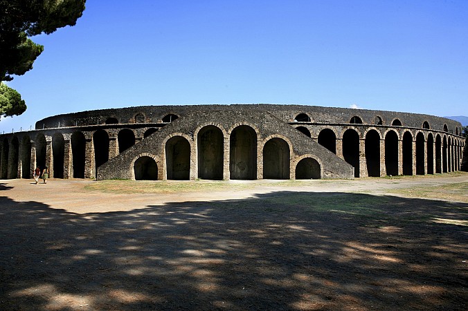 Antický amfiteátr v Pompejích