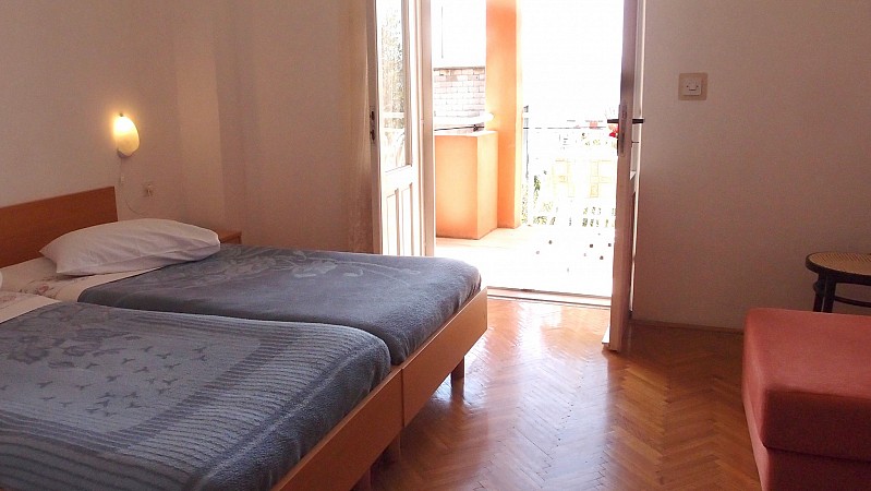 Chorvatsko - Makarská riviéra - Igrane - vlastní doprava/ čtyřlůžkový apartmán 20