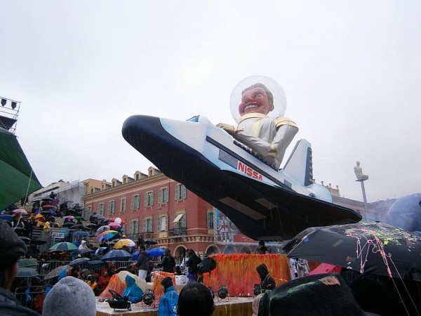 Karnevalové veselí v Nice na Azurovém pobřeží 4