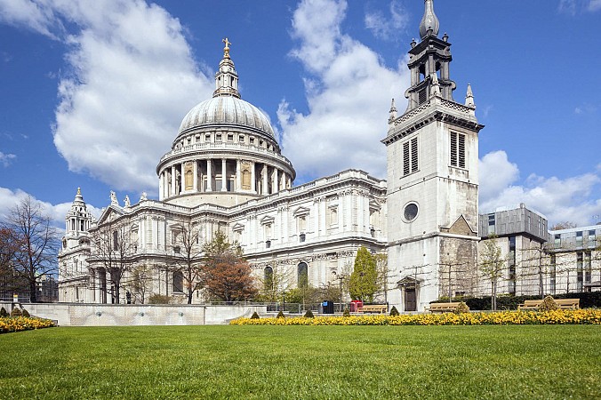 Katedrála svatého Pavla v Londýně s výraznou kopulí
